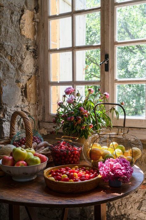 Part 3. Springtime at the Château as France is in lockdown — Château de Gudanes French Countryside Aesthetic, Chateau De Gudanes, Countryside Aesthetic, Photography Places, Manor Garden, Summer Cottage, French Chateau, Nyc Apartment, French Countryside