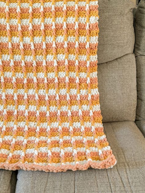 How to Crochet a Cozy Stripe Blanket with Chenille Bulky Yarn – Free Pattern - Sierra's Crafty Creations Crochet Blanket Patterns Bernat, Bubble Headband, Blanket Yarn Patterns, Bernat Blanket Yarn Patterns, Bulky Yarn Patterns, Bulky Yarn Crochet, Crochet Headband Tutorial, Crochet Candy, Crochet Valentine