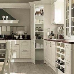 Genius corner storage ideas to upgrade your space 03 Kitchen Corner Pantry, Corner Pantry Cabinet, Corner Kitchen Pantry, Organiser Cucina, Pantry Layout, Corner Kitchen Cabinet, Corner Pantry, Kabinet Dapur, Corner Cupboard