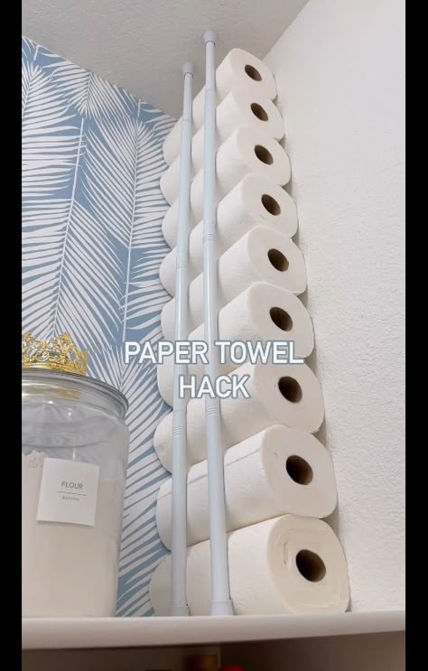 Paper Towel Storage, Candles Diy, House Organisation, Towel Organization, Linen Closet Organization, Organized Living, Towel Storage, Pantry Design, Laundry Room Organization