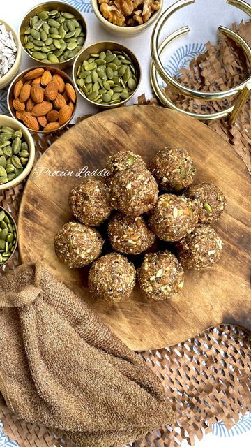 Edible Gum, Breakfast Recipes Kids, Melon Seeds, Dried Dates, Date Recipes, Protein Powder Recipes, Indian Cooking Recipes, Nuts And Seeds, Cardamom Powder