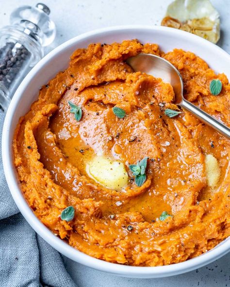 Mashed Sweet Potato Recipes, Mashed Sweet Potato, Avocado Fries, Clean Food Crush, Food Crush, Garlic Mashed, Clean Food, Appetizer Salads, Mashed Sweet Potatoes