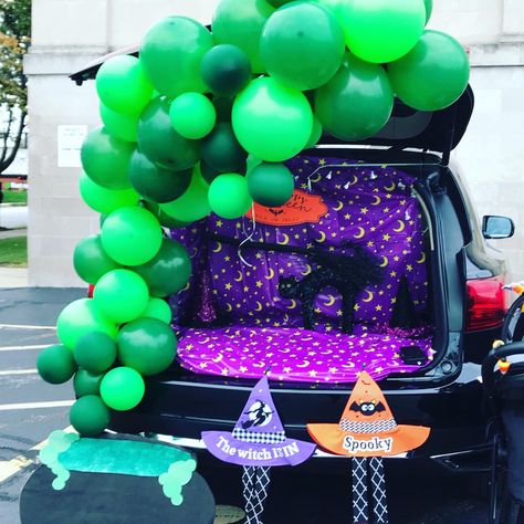 Bubbling cauldron, balloon garland, witches brew Cauldron Balloon Garland, Trunk Or Treat Ideas For Hocus Pocus, Truck Or Treat Witch Ideas, Truck Or Treat Ideas Hocus Pocus, Witches Cauldron Trunk Or Treat, Cauldron Trunk Or Treat, Witches Trunk Or Treat Ideas, Hocus Pocus Balloon Garland, Trunk Or Treat Witch Theme