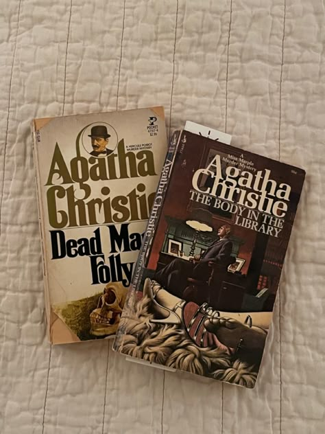 Unread Books, Lily Evans, World Of Books, Agatha Christie, Classic Literature, Classic Books, I Love Books, Inspirational Books, Book Aesthetic