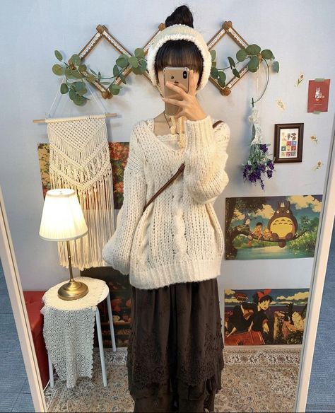 Mori Kei Aesthetic, Mori Kei Outfits, Romantic Academia, Baggy Sweaters, Girl Boss Style, Spring Fits, Church Outfits, J Fashion, Swag Outfits