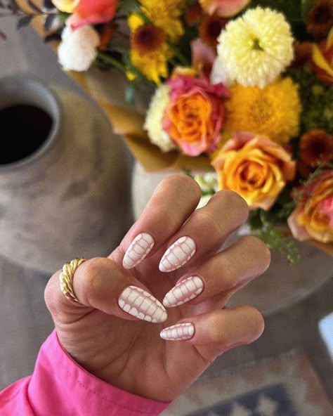 White Croc Nails, Croc Nails, Rounded Acrylic Nails, House Of Orange, January Nails, Modern Nails, Simple Acrylic Nails, French Tip Acrylic Nails, Classic Nails