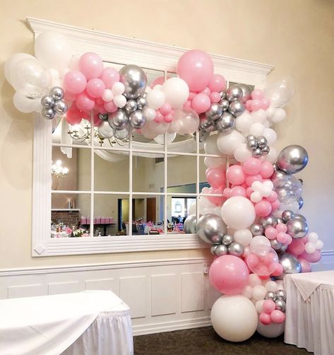 Pink White Silver Balloon Garland, Pink And Silver Balloon Garland, Pink And Silver Balloons, Pink And Silver Birthday Party, Dekoracija Stola, 30th Birthday Party Women, Ball Balloons, 18th Party Ideas, Prom Backdrops