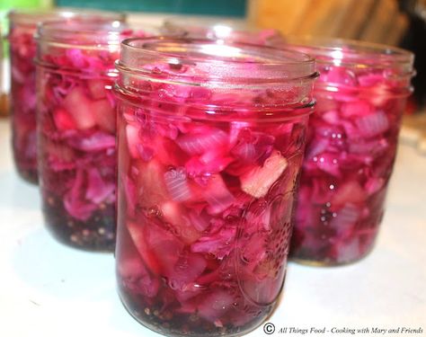 Cooking With Mary and Friends: German Rotkohl {Canning Recipe} German Red Cabbage, German Food Authentic, Red Cabbage Recipes, Living In Germany, Canning Recipe, Brine Recipe, Pint Jars, Home Canning, Cabbage Recipes