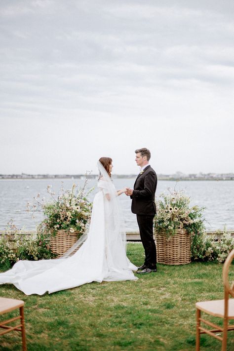 Wedding Alter Flowers, Lake Wedding Ceremony, Coastal Wedding Ideas, Alter Flowers, Party Pooper, Red Color Palette, Nantucket Wedding, Wedding Alters, Ceremony Design