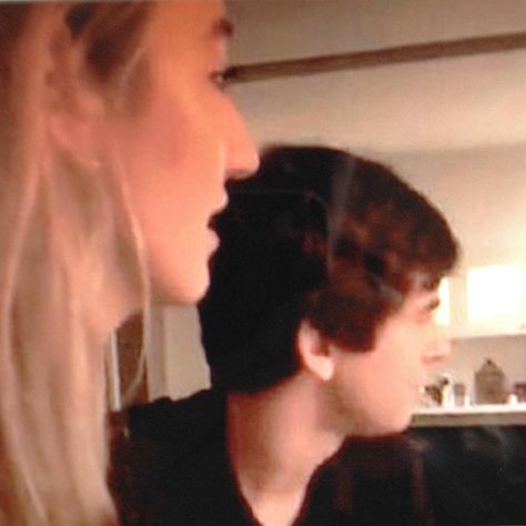 Freddie Highmore's Girl on Instagram: “Having fun with #FreddieHighmore #Waydown #TheGoodDoctor cast Season one #klarissamunz #FreddieHighmoresgirl #BatesMotel #normanbates…” Freddie Highmore Girlfriend, Norman Bates, Freddie Highmore, Good Doctor, Way Down, Having Fun, Instagram Profile, It Cast, Good Things