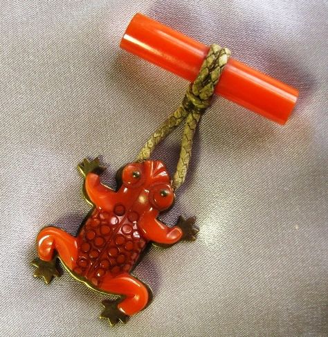 This bakelite frog brooch is such a wonderful colour. Sold in my shop. Photograph by Gillian Horsup. Bakelite Buttons, Deco Orange, Plastic Jewellery, Frog Brooch, Celluloid Jewelry, Bakelite Brooch, Frog Jewelry, Bakelite Bracelets, Bakelite Jewelry