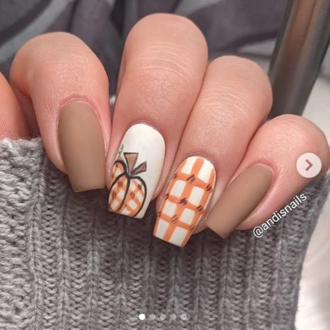 Dance Nails, Fall Thanksgiving Nails, Nail Art Halloween, Simple Fall Nails, Pumpkin Nails, October Nails, Cute Nails For Fall, Plaid Nails, Thanksgiving Nails