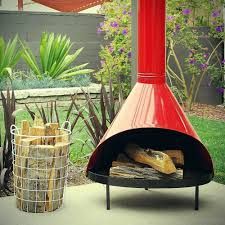 Mid Century Fireplace, Malm Fireplace, Mid Century Modern Patio, Creative Chair, Modern Outdoor Fireplace, Indoor Outdoor Fireplaces, Outdoor Fireplace Designs, Chair Designs, Freestanding Fireplace