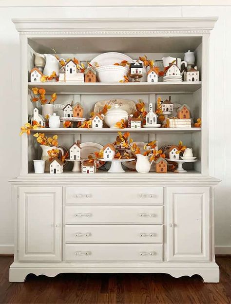 Fall Hutch Decor Ideas, Hutch Decorating Ideas Display, Fall Hutch Decor, Paper Wreath Diy, Hutch Styling, Hutch Display, Fall Cottage, Modern Farmhouse Diy, Thistlewood Farms