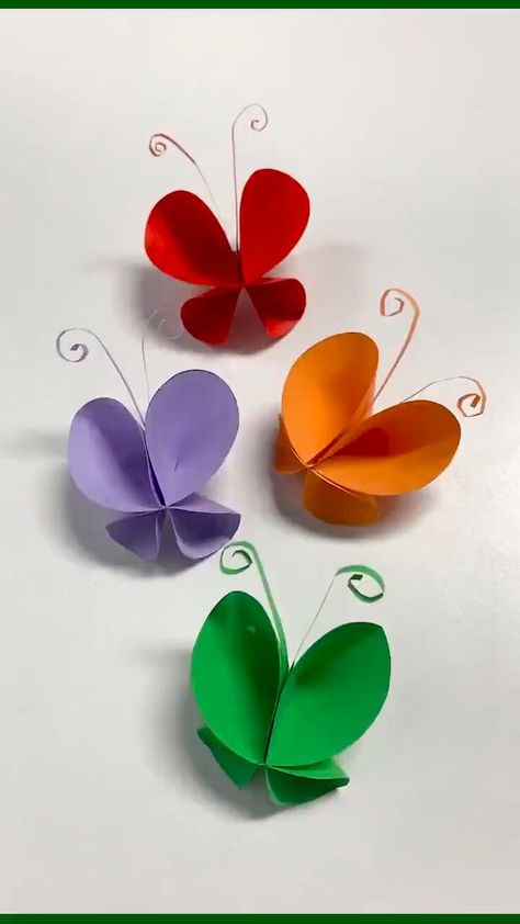 Simple Butterfly, Seni Dan Kraf, Hand Crafts For Kids, Paper Craft Diy Projects, Paper Butterfly, Paper Flowers Craft, Origami Crafts Diy, Butterfly Crafts, Paper Crafts Origami