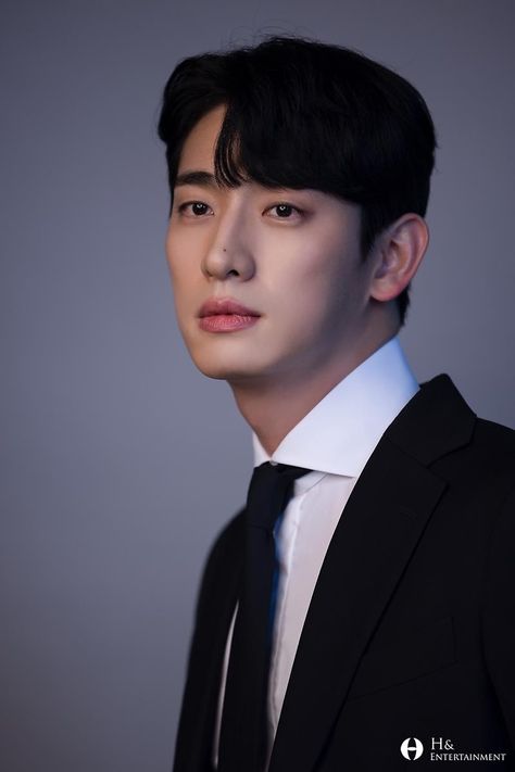 Yoon Park Actor, Yoon Park, Doctor Slump, Yoon Shi Yoon, Korea Actor, Custody Battle, Drama Actors, Men Photoshoot, Falling In Love With Him