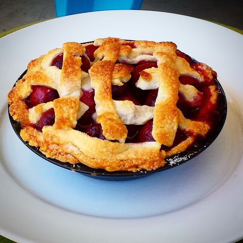 Small Cherry Pie Recipe, 5 Inch Pies, Perfect Flaky Pie Crust, Making Pie Crust, Baking Bad, Cherry Pie Recipe, Homemade English Muffins, Homemade Pie Crust Recipe, Small Batch Baking