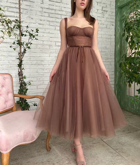 Swareh Dresses, Brown Homecoming Dresses, Brown Prom Dress, Brown Prom Dresses, Tea Length Prom Dress, Tea Length Tulle, Dresses Brown, Fair Outfits, Corset Midi Dress