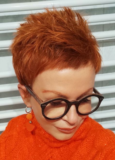 Short Copper Hair Pixie Hairstyles, Copper Pixie Hair, Copper Pixie Cut, Mahogany Bob, Auburn Pixie, Ginger Pixie, Red Hair Pixie Cut, Short Copper Hair, Dark Ginger Hair