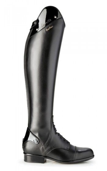 Horse Riding Shoes, English Riding Boots, Dressage Boots, Ridding Boots, Riding Outfits, Horse Riding Boots, Horse Riding Outfit, Sports Wear Fashion, Equestrian Riding Boots