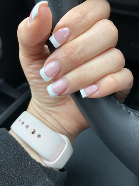 French with a clear pink base 💕 perfection White Tip Acrylic Nails, Sparkly Nail Polish, Rose Gold Nail Polish, Color Block Nails, French Tip Acrylic Nails, Work Nails, French Acrylic Nails, Rose Nails, Tip Nails