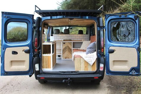 Amazing SWB Vivaro Camper built with beautiful reclaimed woods & Roof Deck. Opel Vivaro Camper, Vauxhall Vivaro Camper, Vivaro Camper, Self Build Campervan, Kangoo Camper, Van Conversion Interior, Build A Camper Van, Day Van, Build A Camper