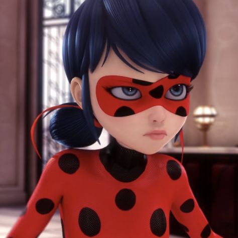 Badass Pictures, Miraculous Ladybug Kiss, Ladybug Miraculous, Teen Shows, Miraculous Characters, Normal Girl, Super Cat, Miraculous Ladybug Movie, Miraculous Ladybug Anime