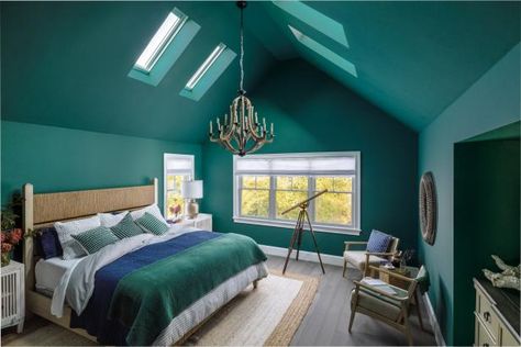 An invigorating green brings personality to the main bedroom walls and ceiling, while the super organized closet with breezy aqua walls offers unexpected views of the spectacular location of this bold maritime retreat. Tour Pictures, Bold Interior Design, Aqua Walls, Bold Paint Colors, Organized Closet, Super Organized, Hgtv Dream Home, House Cabin, Green Bedroom