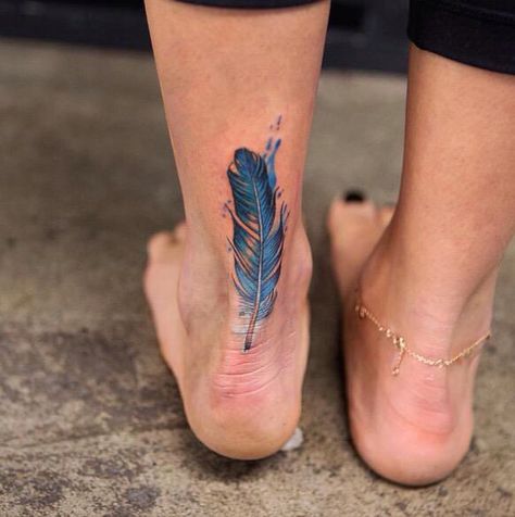 Feather ankle tattoo. Blue Jay Feather Tattoo, Braclet Tattoo, Feather Tattoo Ankle, Blue Jay Tattoo, Phoenix Feather Tattoos, Jay Tattoo, Blue Jay Feather, Phönix Tattoo, Archangel Tattoo