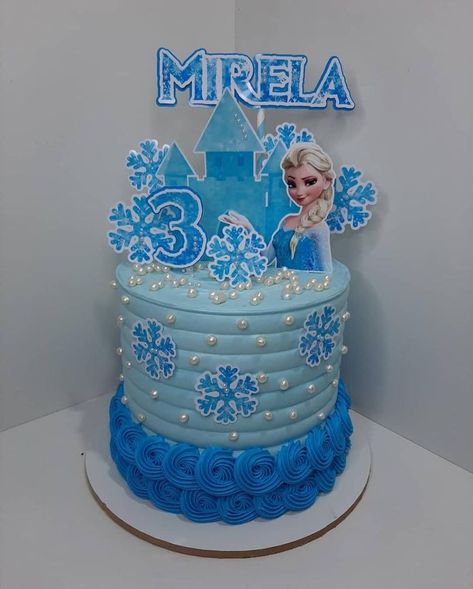 Simple Frozen Birthday Cake, Elsa Theme Cake, Frozen Cake Designs, Disney Princess Birthday Cakes, Pastel Frozen, Wave Cake, Frozen Theme Cake, Bolo Frozen, Barbie Party Decorations