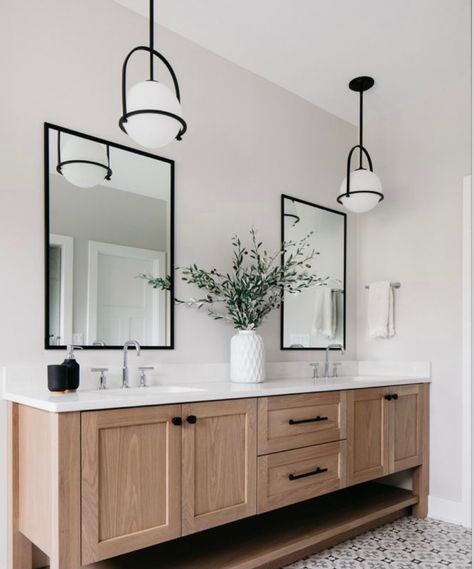 Classic Bathroom Design, Primary Bath, Modern Farmhouse Bathroom, Classic Bathroom, Double Vanity Bathroom, Upstairs Bathrooms, Bathroom Renos, Farmhouse Style House, Bathroom Remodel Master