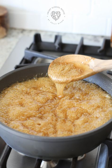 Caramel Puff Corn, How To Make Toffee, Homemade Peppermint Patties, Apple Bundt Cake, Baked Caramel, Honey Caramel, How To Make Caramel, Honey Sauce, Caramel Corn