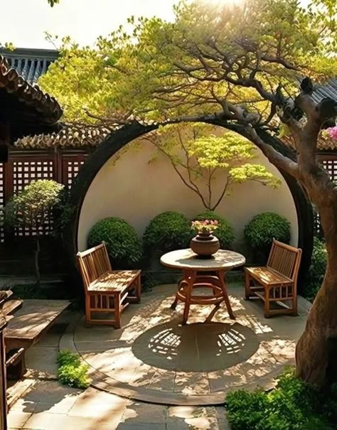 Check more at https://zugnews.com/60200-2/ Japanese Interior Courtyard, Japanese Zen Garden Aesthetic, Chinese Style Garden, Chinese Cottagecore, Asian Courtyard, Chinese Courtyard House, Traditional Chinese House, Japanese Garden Backyard, Japanese Gardens Design Ideas