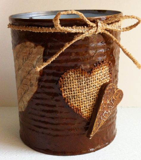 Crafts To Give As Gifts, Primitive Diy Crafts, American Style Home, Easy Primitive Crafts, Coffee Can Crafts, Early American Style, Recycled Tin Cans, Tin Can Art, Aluminum Can Crafts