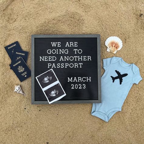 Summer Time Pregnancy Announcement, Cruise Baby Announcement, Baby Announcement On The Beach, Italy Pregnancy Announcement, Pregnancy Announcement On The Beach, Beach Pregnancy Announcement With Kids, Cruise Pregnancy Announcement, Baby Beach Announcement, Vacation Pregnancy Announcement