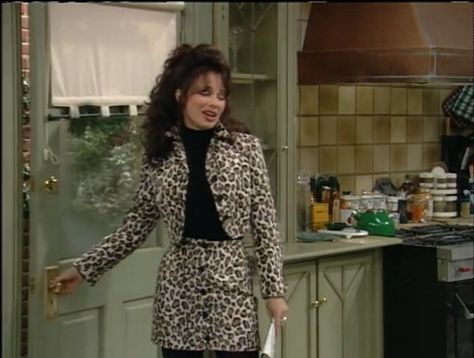 The Nanny Leopard Outfit, Cheetah Outfits, Fran Dresher, Nana Fine, Nanny Outfits, Cinema Outfit, Fran Fine The Nanny, 90s Fine, Miss Fine