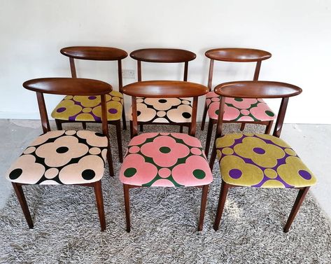 Eclectic Chair on Instagram: “*SOLD* I am pleased to present a set of 6 mid century teak dining chairs reupholstered in Orla Kiely velvet spot flower fabric, 2 in each…” Reupholstered Vintage Chair, Retro Dining Chairs Mid Century, Dining Chair Upholstery Ideas, Reupholstered Dining Chairs, Dining Chairs Reupholstered, Eclectic Chair, 1960s Chairs, Dining Chair Makeover, Eclectic Chairs