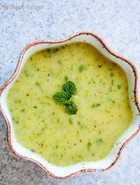 Spicy Zucchini Soup Spicy Zucchini, Spicy Soup Recipes, Zucchini Soup Recipes, Zucchini Soup, Summer Soup, Spicy Soup, Cold Soup, Soup And Stew, Simply Recipes