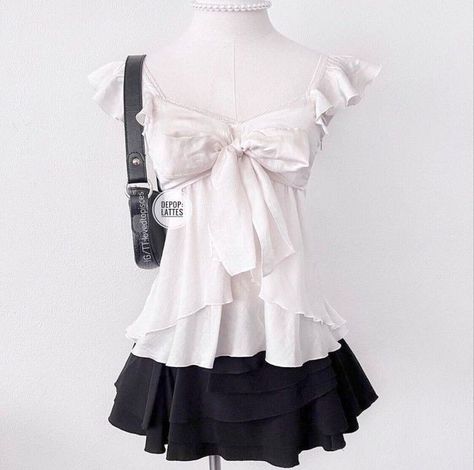 Babydoll Top Outfit, Ruffle Outfit, Shoujo Girl, Dark Coquette, Dream Style, Really Cute Outfits, Korean Outfits, Fit Ideas, Girly Outfits