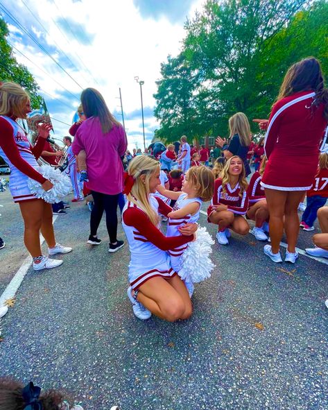 Bama Cheer, Mary Sergi, Mary Sergi Cheer, Cheer Leading, Alabama Cheer, Cheer Gameday Pictures, Alabama A&m University, Kids Cheering, University Of Alabama Football