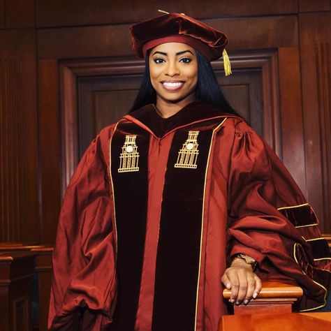 Black Graduates, Doctoral Regalia, Graduation Shoot Ideas, Graduation Goals, Masters Graduation, College Graduation Photoshoot, Law School Inspiration, Graduation Look, Bad Teacher