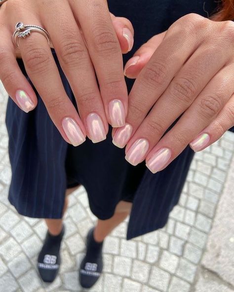 Simple Pretty Nails, Gellack Nails, Kutek Disney, Milky Nails, Nagellack Trends, Chrome Nails Designs, Casual Nails, Work Nails, Cute Gel Nails