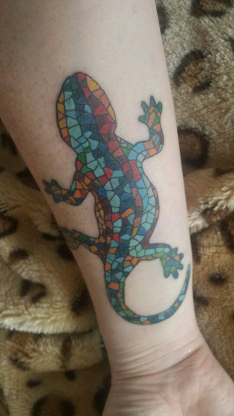 My Gaudi inspired Gecko inked by Mark of #steelpoint Croydon, Surrey UK. Gaudi Inspired Tattoo, Gecko Tattoo, Antonio Gaudí, Gecko, Ink Art, Tattoo Studio, Tattoo Ideas, Tattoos, Art