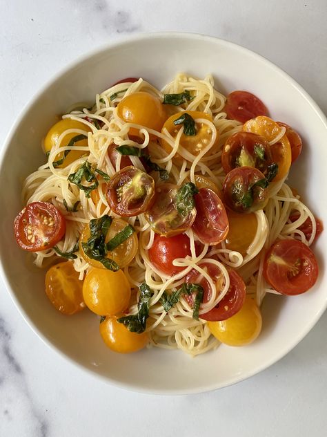 Ina Garten Tomato Basil Pasta, Ina Garten Summer Garden Pasta Salad, Summer Garden Pasta Ina Garten, Summer Garden Pasta Barefoot Contessa, Ina Garten Summer Pasta, Summer Garden Pasta Salad, Ina Gartens Summer Pasta, Ina Garden Pasta Salad, Cold Tomato Pasta