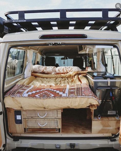 Troopy Landcruiser Aesthetic, Van Set Up Ideas, Troopy Camper Interior, Can Interior, Mini Van Conversion Minivan Camping, Troopy Setup, Troopy Life, Prado Camper, Small Van Life Interior