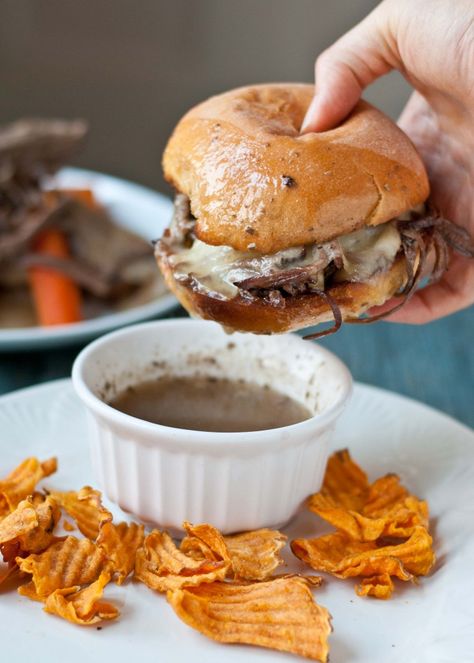 Slow Cooker Beef Brisket French Dip Sandwiches and the Greatest Crock Pot Recipes Ever! Slow Cooker Beef Brisket, French Dip Sandwiches, Dip Sandwiches, French Dip Sandwich, French Dip, Think Food, Crock Pot Cooking, Slow Cooker Beef, Beef Brisket