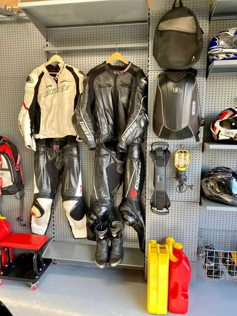 Blog Storage For The Motorbike Enthusiast Motorbike Shop Interior Design, Motorcycle Equipment Storage, Motorbike Gear Storage, Motorbike Storage Ideas, Motorcycle Gear Storage Ideas, Biker Room Ideas, Motorbike Garage Ideas, Motorcycle Workshop Ideas, Tiny Motorcycle