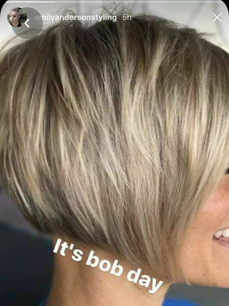 Short Stacked Hair, Pixie Haircut Fine Hair, Angled Bob Haircuts, Angled Bob Hairstyles, Stacked Hair, Haircuts For Medium Length Hair, Bob Hairstyles For Thick, Bob Haircut For Fine Hair, Hair Tips Video