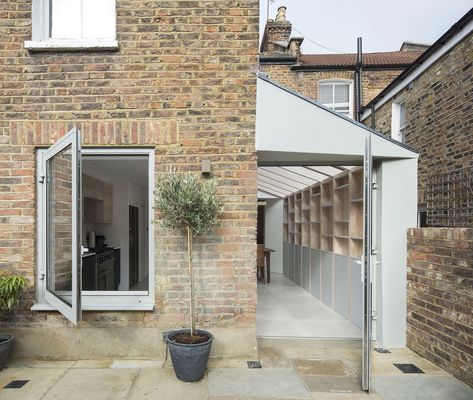 Lean To Extension, Side Extension Ideas, Victorian Kitchen Extension, Terrace Extension, Small House Extensions, Alley Ideas, Porch Extension, Garage Extension, Extension Kitchen