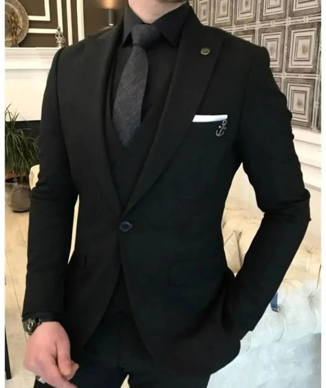 Full Black Suit, Wedding Suits Men Black, Suit For Men Wedding, All Black Suit, Black Suit Men, Black Suit Wedding, Gentleman Aesthetic, Fancy Suit, Classy Outfits Men